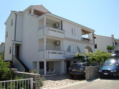Apartments Biserka Punat Luaran gambar